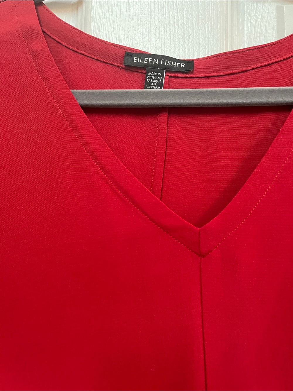 Eileen Fisher Crepe Dolman-Sleeve V-Neck Top Size L Tart Cherry - Picture 4 of 6